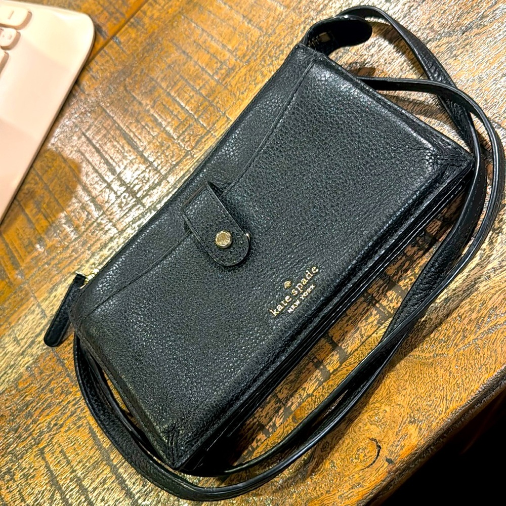 Kate Spade Black Crossbody Wallet